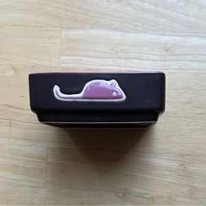 COPY - Feed kitty in style!